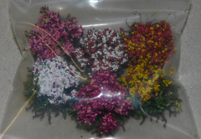 59060b7b4cf21_KRfleursFRDecor02.JPG.e0623dac1c564fb1c78e39d0c2f4874d.JPG